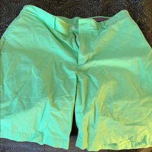 Vineyard vines green pastel shorts